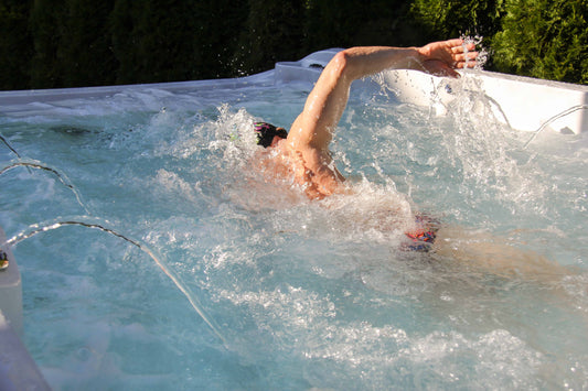 How Athletes Can Benefit From a Hot Tub